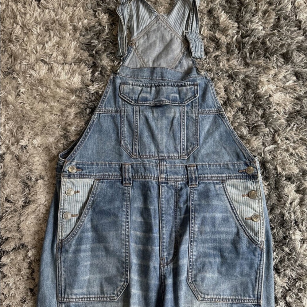 american eagle 90s boyfriend overalls medium